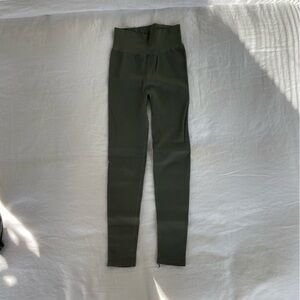 Calvin Klein olive yoga pants